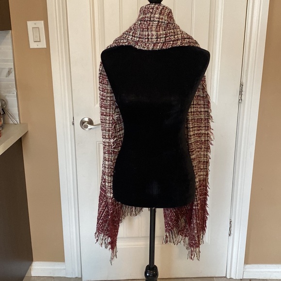 Oversized scarf, shawl…. - Picture 6 of 7